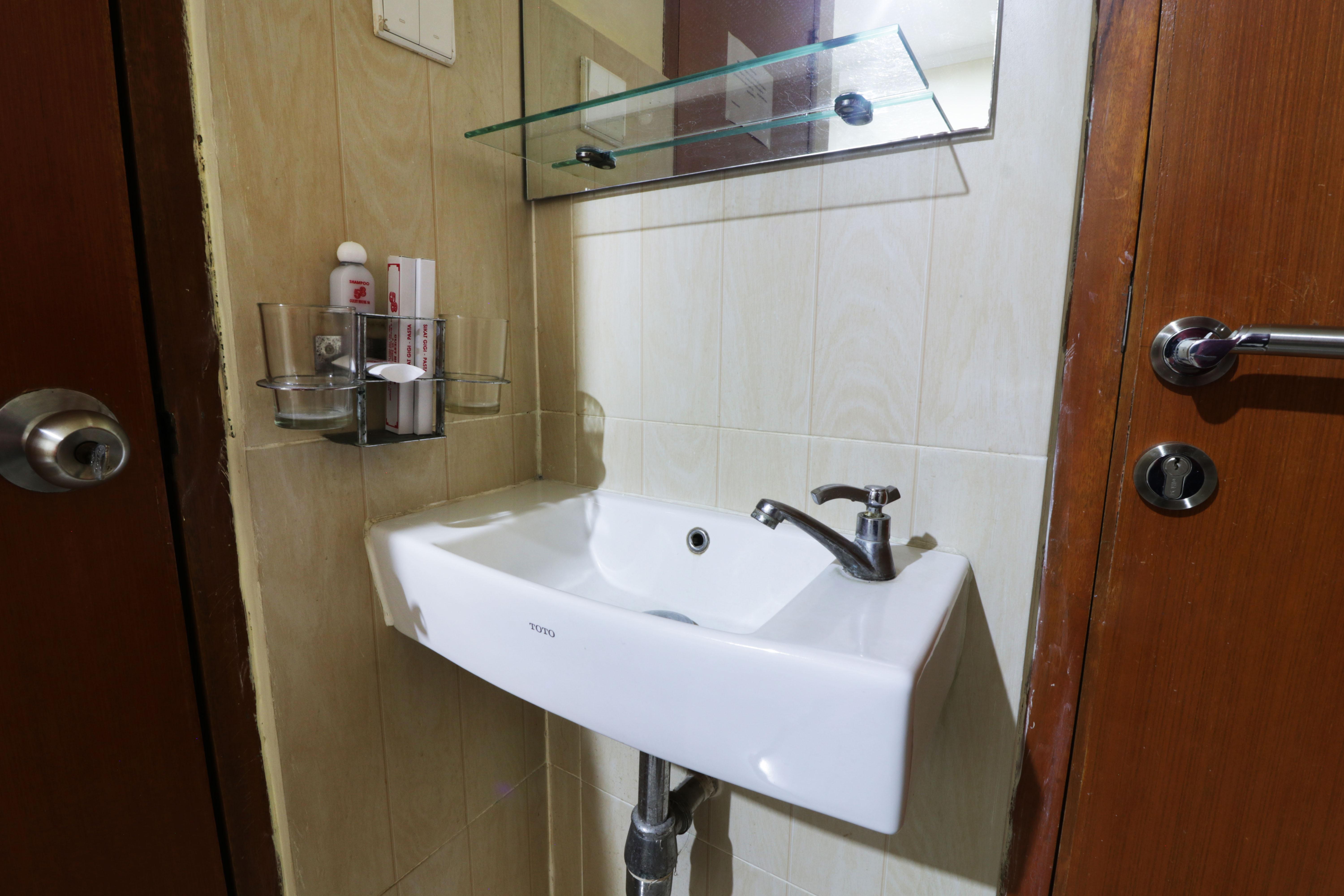 58 Guesthouse Tangerang Pondoklang Exterior photo